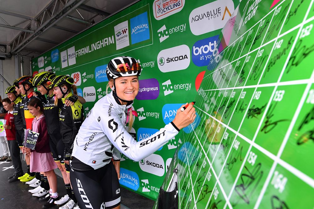 OVO Enery Women's Tour stage 1 start