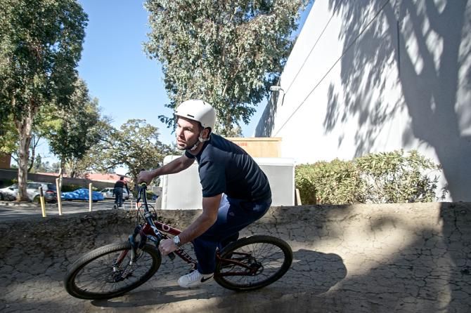 Mark Cavendish takes time out to try another cycling discipline