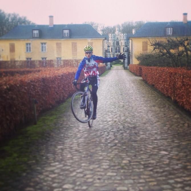 More one-hand wheelie antics with Gavin Haley. This is their neighbor's "house" in Vorselaar.