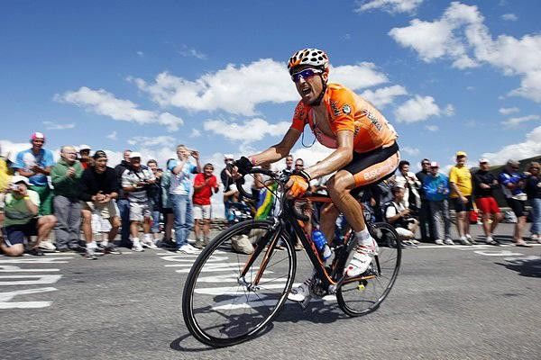 Mikel Astarloza (Euskaltel-Euskadi) showed great form in the area close to the Basque country.