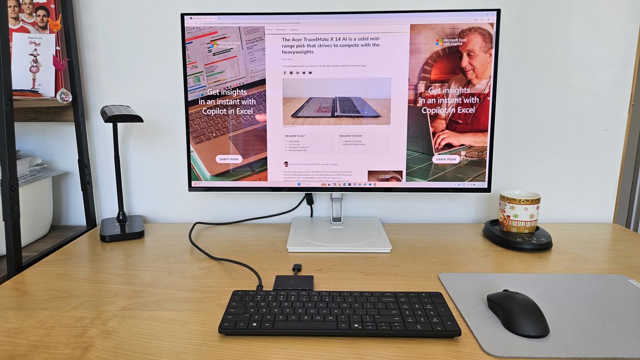 The HP EliteBoard G1a on a desk