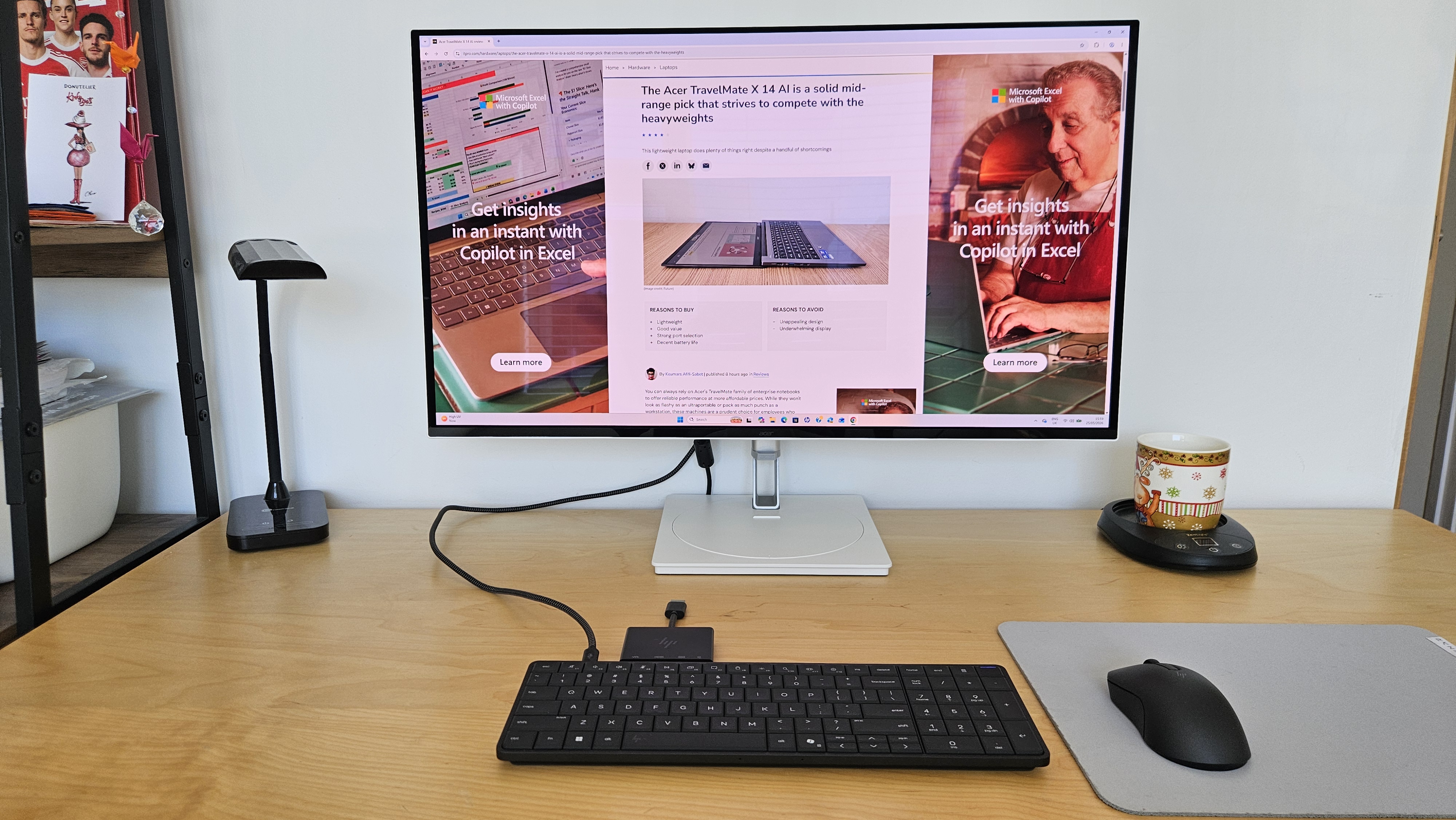 The HP EliteBoard G1a on a desk