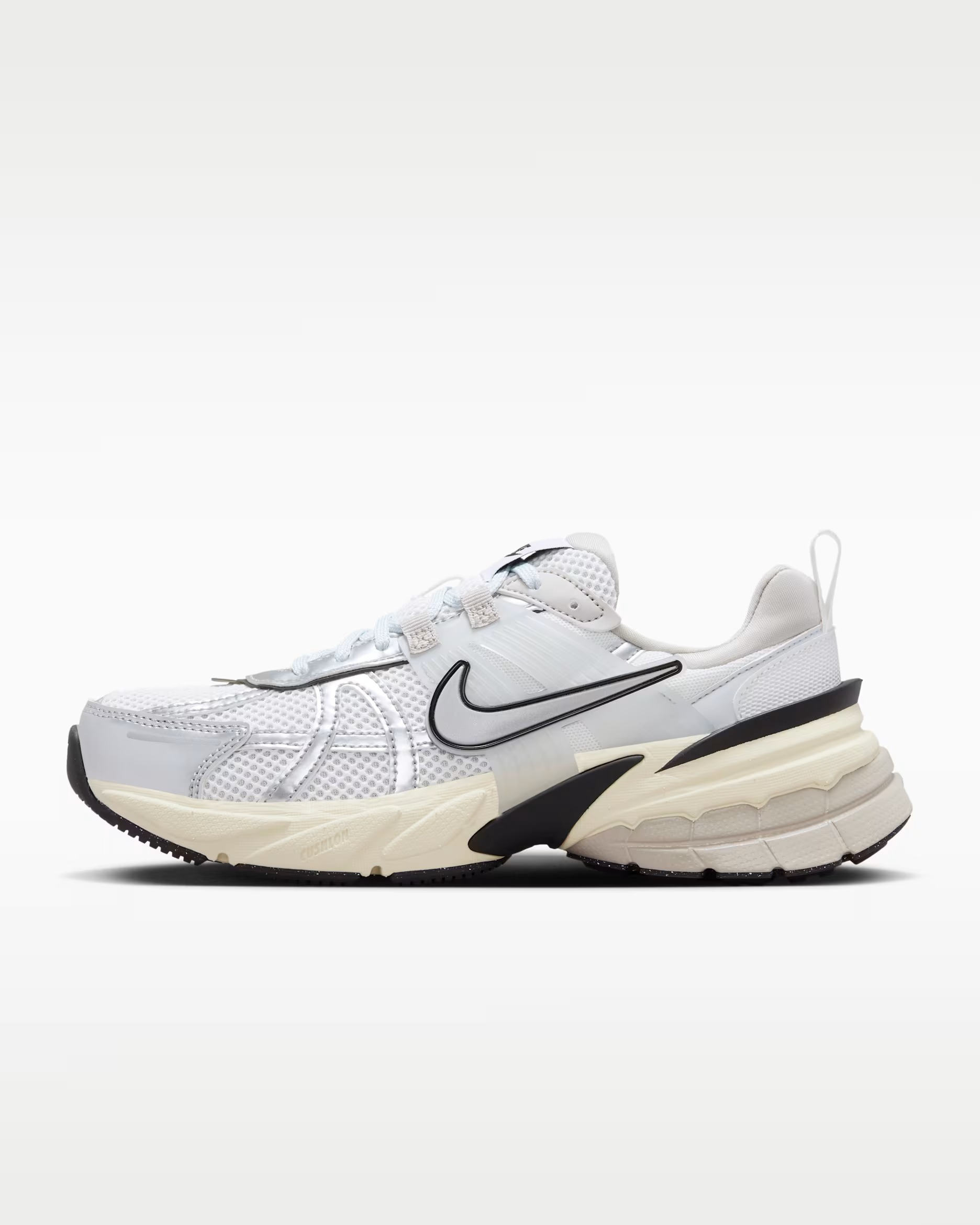 Nike V2k Run Women's Shoes With Reflective Accents - Summit White/pure Platinum/light Iron Ore/metallic Silver - Size 5
