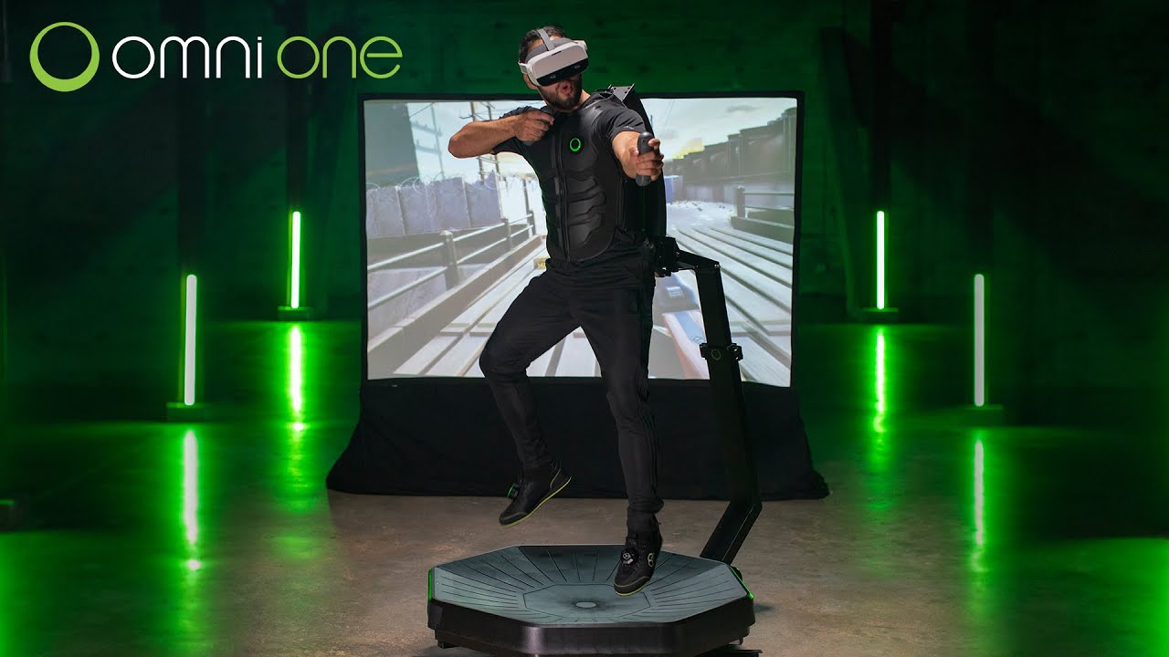 A VR playter running around on an Omni One VR treadmill