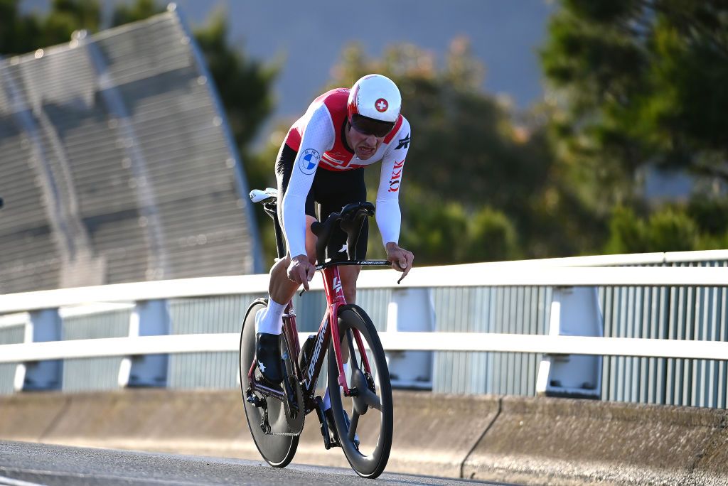 WOLLONGONG AUSTRALIA SEPTEMBER 18 Stefan Kung of Switzerland sprints during the 95th UCI Road World Championships 2022 Men Individual Time Trial a 342km individual time trial race from Wollongong to Wollongong Wollongong2022 on September 18 2022 in Wollongong Australia Photo by Tim de WaeleGetty Images