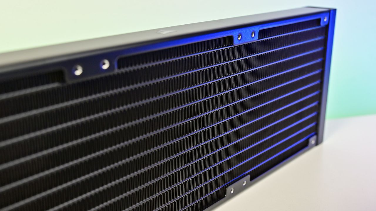 Corsair H150i Elite Capellix