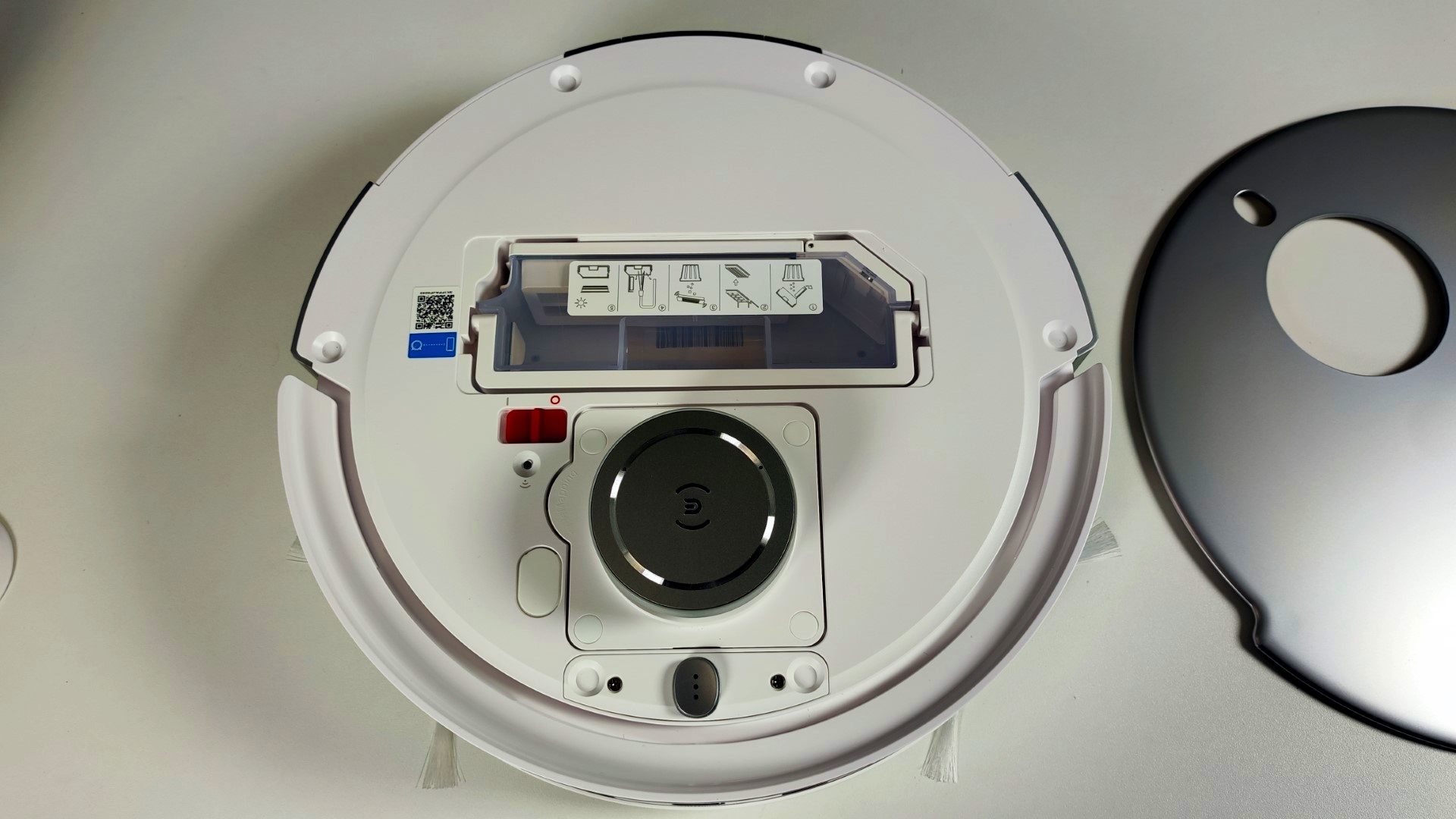 ECOVACS DEEBOT T20 OMNI