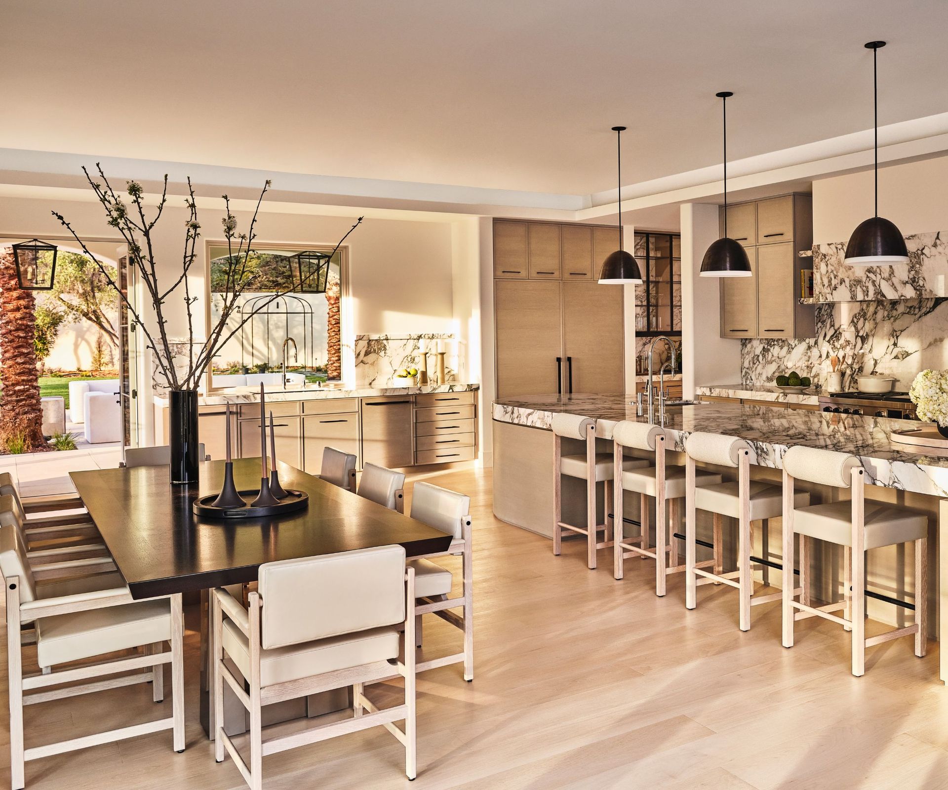 LA home showcases relaxed luxury and simple elegance | LA home showcases relaxed luxury and simple elegance |