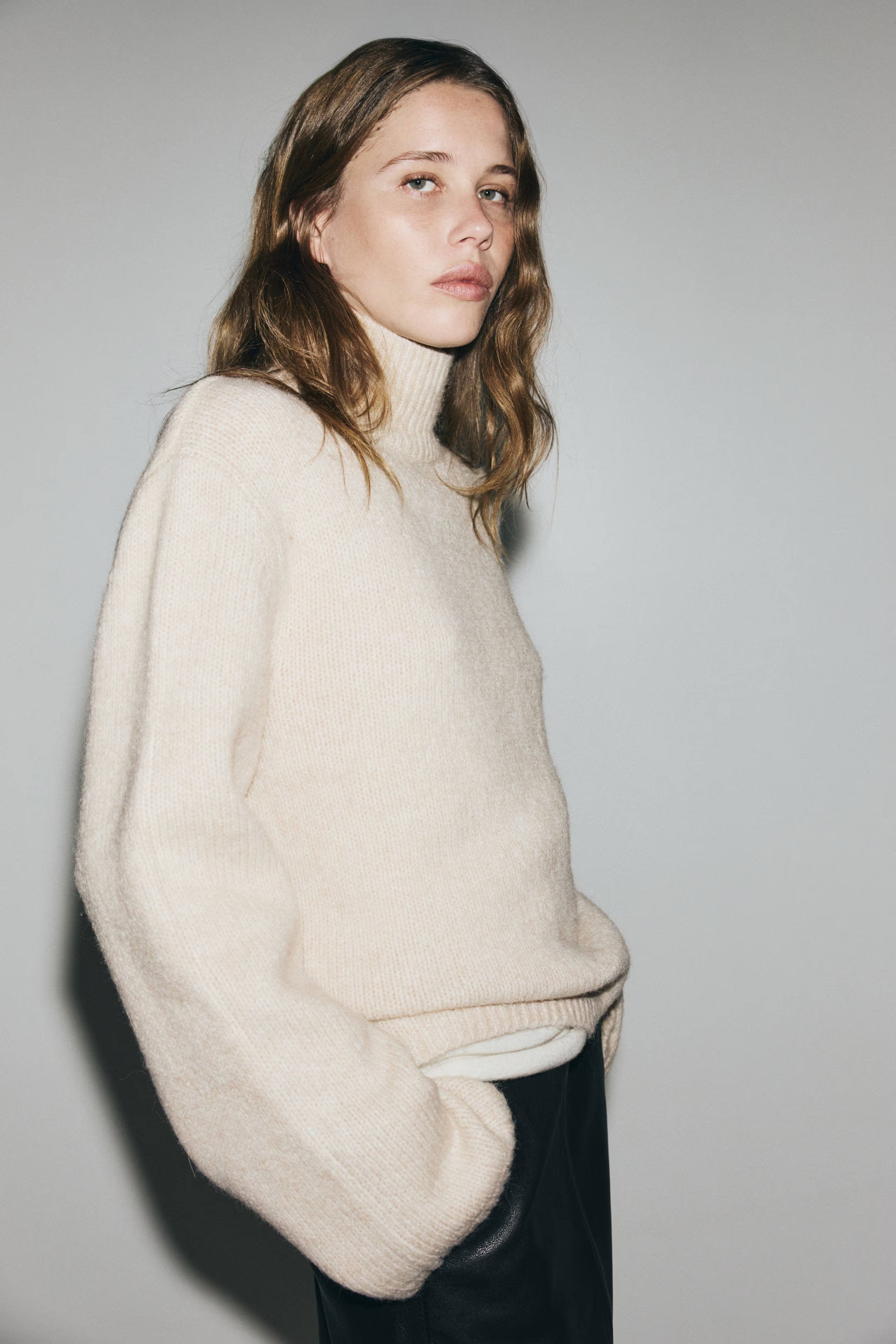 H&amp;amp;M, Mock Turtleneck Sweater