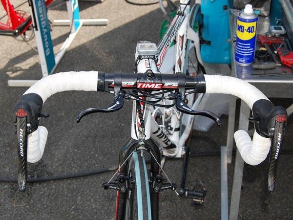 Supplemental top-mounted brake levers offer extra control is a rider is on the cobbles and someone crashes ahead of him.