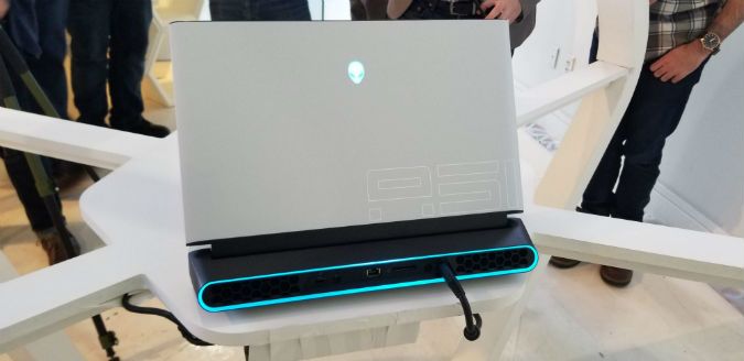 Alienware Area-51m Is the World's First Laptop with Upgradeable