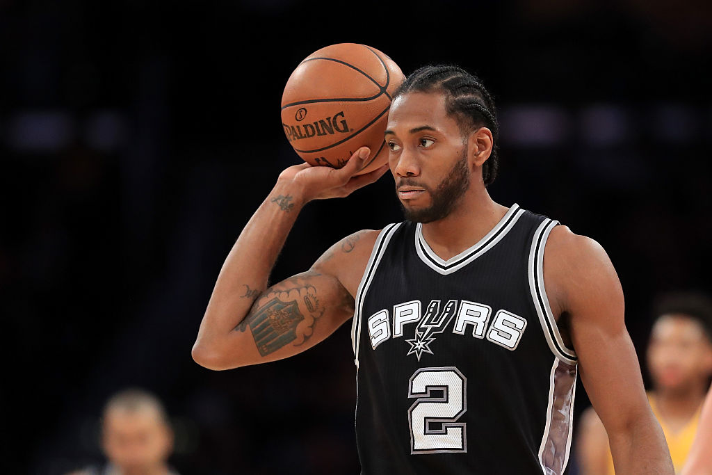 Kawhi Leonard: Spurs finalizing trade with Raptors