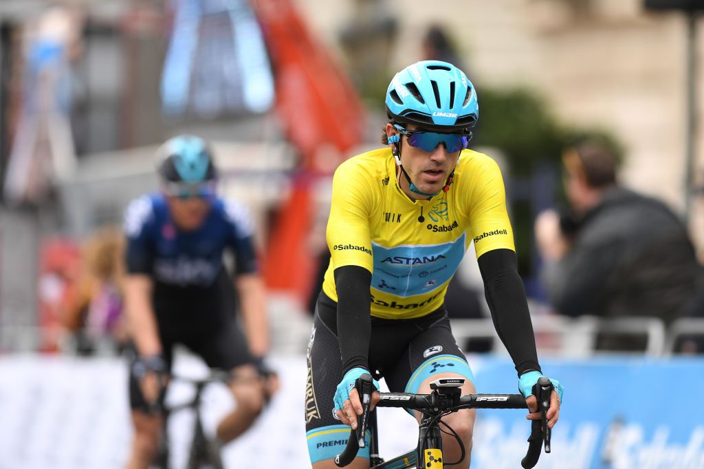 Ion Izagirre finishes the final stage of the Volta a la Comunitat Valenciana
