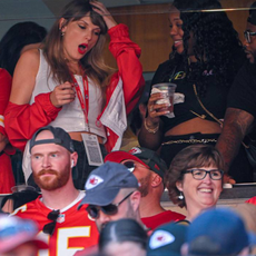 inger Taylor Swift watches the Kansas City Chiefs take on the Chicago Bears with the mother of Kansas City tight end Travis Kelce, Donna Kelce, Sunday, Sept. 24, 2023, at GEHA Field at Arrowhead Stadium, in Kansas City, Missouri.