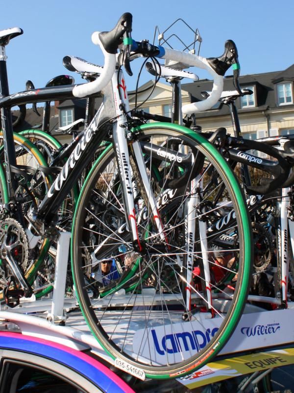 Lampre's Wilier Triestina Cento 1 SL machines had traditional box-section wheels mounted up for Paris-Roubaix.