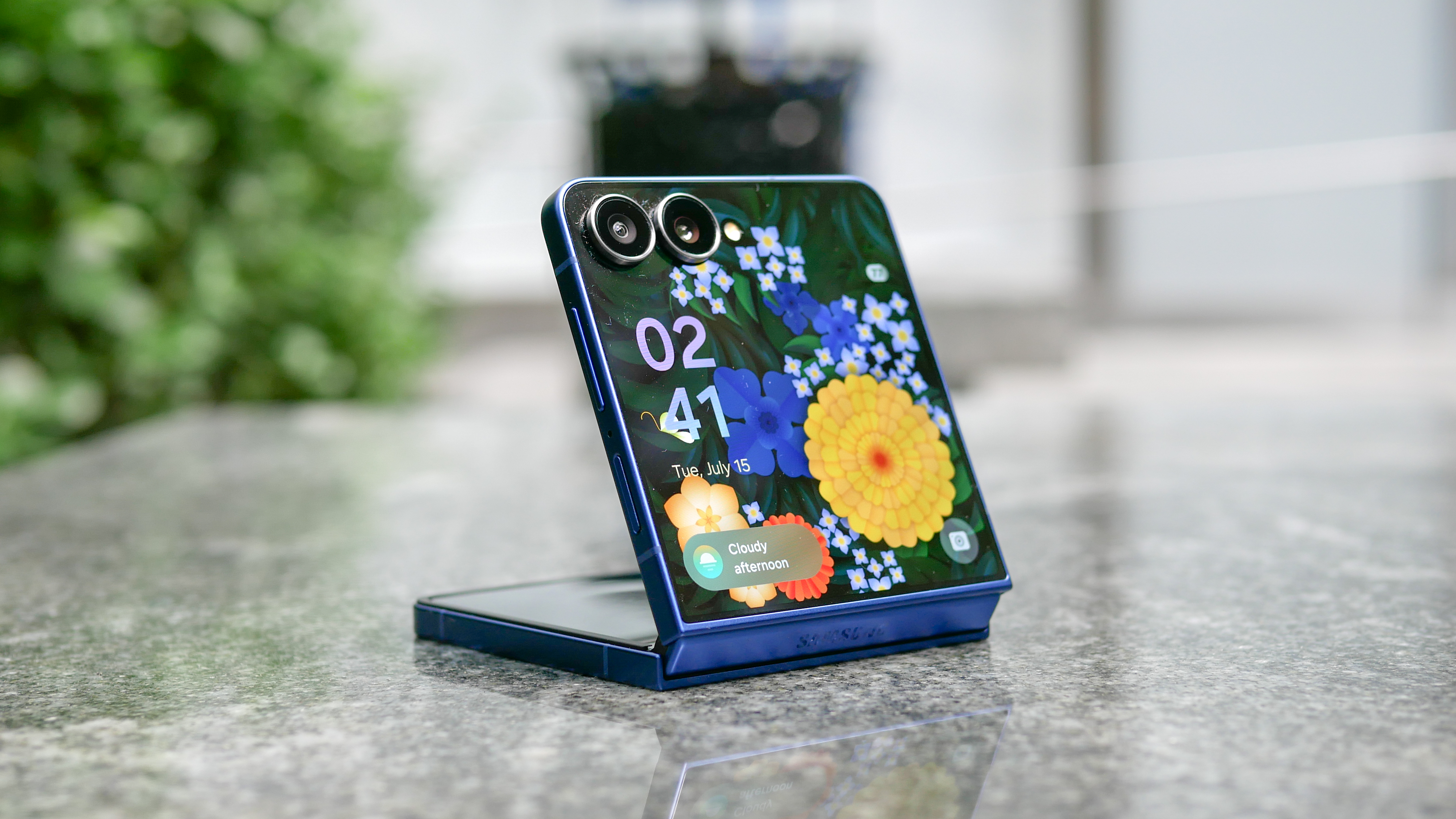 Samsung Galaxy Z Flip 7 review.