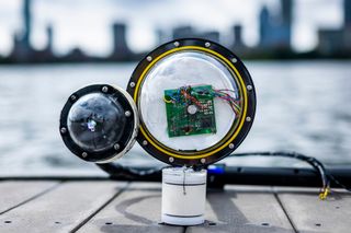MIT underwater camera