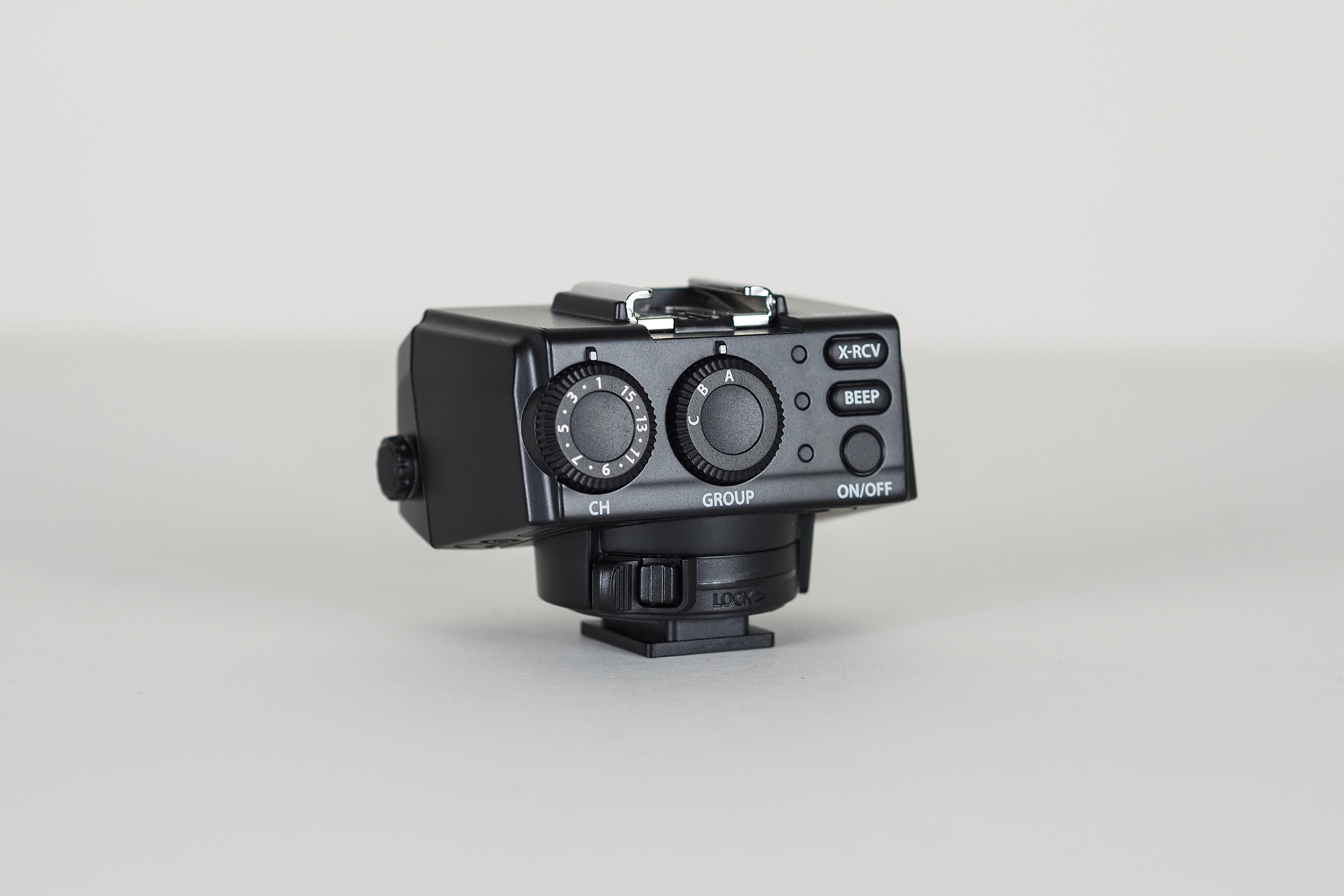 The Olympus Wireless Receiver FR-WR unit