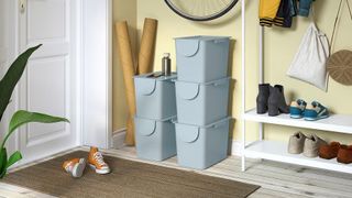 IKEA TRÖSKNING bin with lid