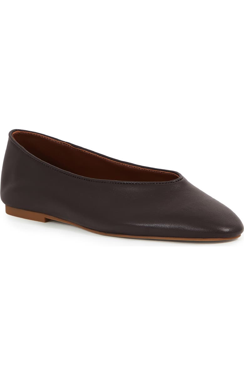 Amelia Flat