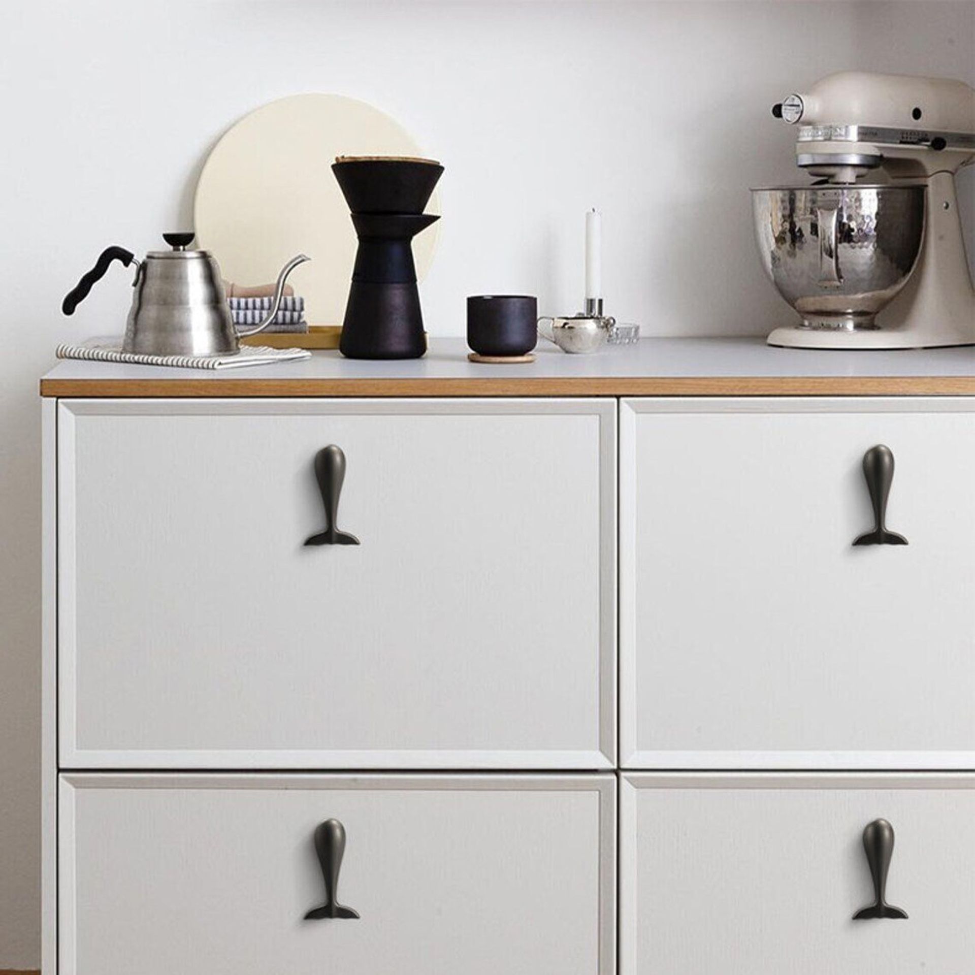 Gagang pintu desain ikan paus yang lucu di lemari dapur