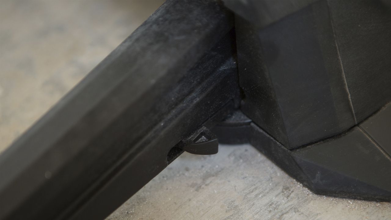 Saris H3 turbo trainer and TD1 desk