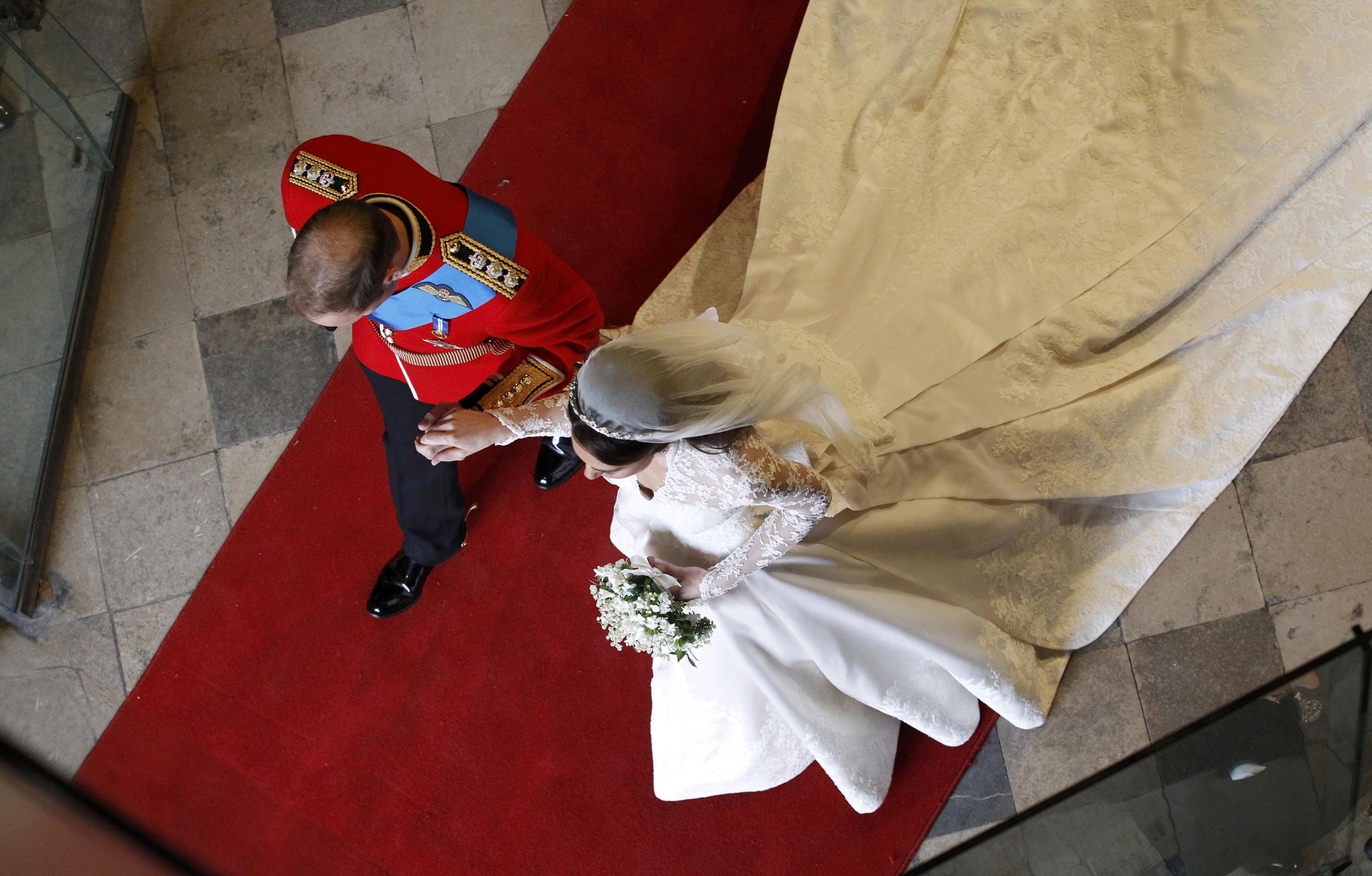 Aerial photograph of William and Kate leaving Westminster Abbey after their wedding