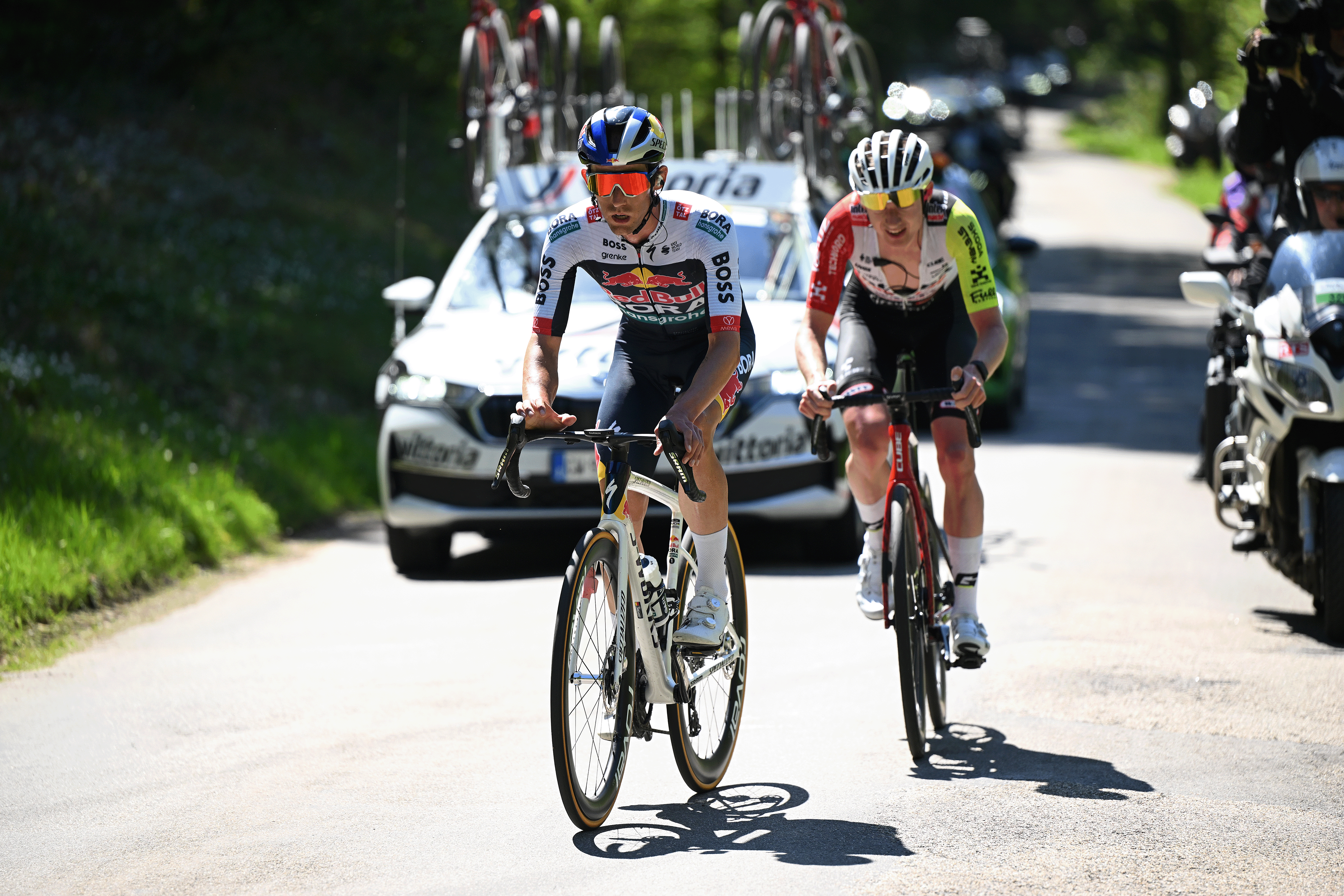 Ben Zwiehoff and Gerben Kuybers in the day's breakaway