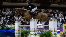 Henrik von Eckermann and King Edward at the Jumping World Cup Finals