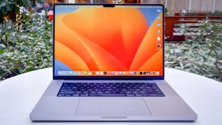 MacBook Pro 16-inch 2023