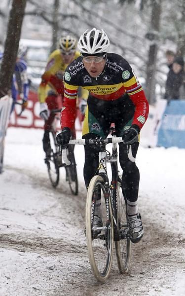 Sven Nys focuses on the course ahead.