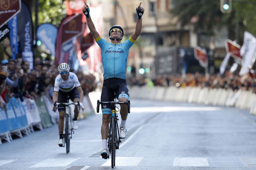 Luis Leon Sanchez (Astana) wins the final stage in Murcia ahead of Valverde