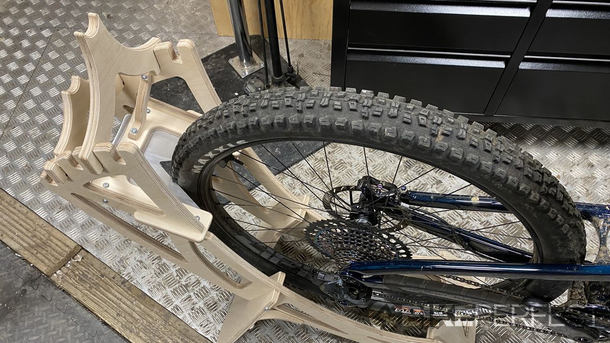 Bikestow Up review