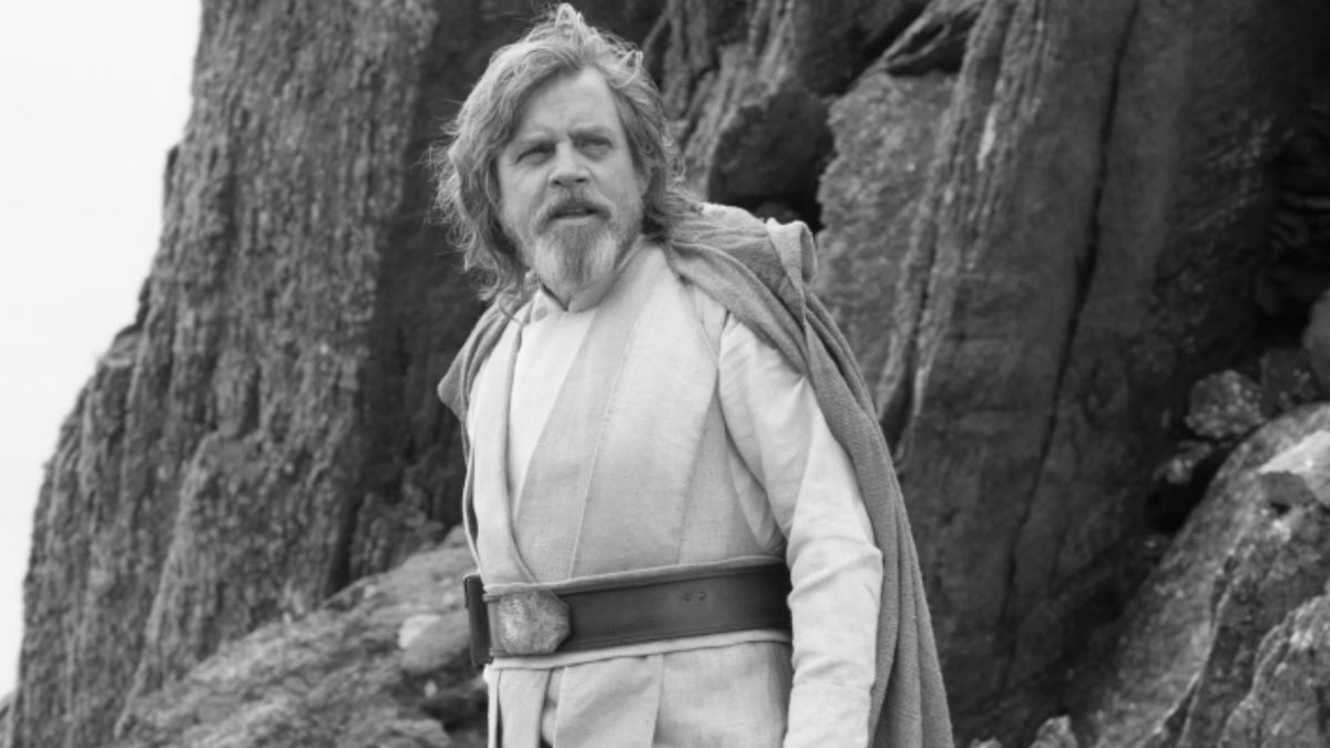 Is Luke a gray Jedi in Star Wars: The Last Jedi? Let's examine the evidence