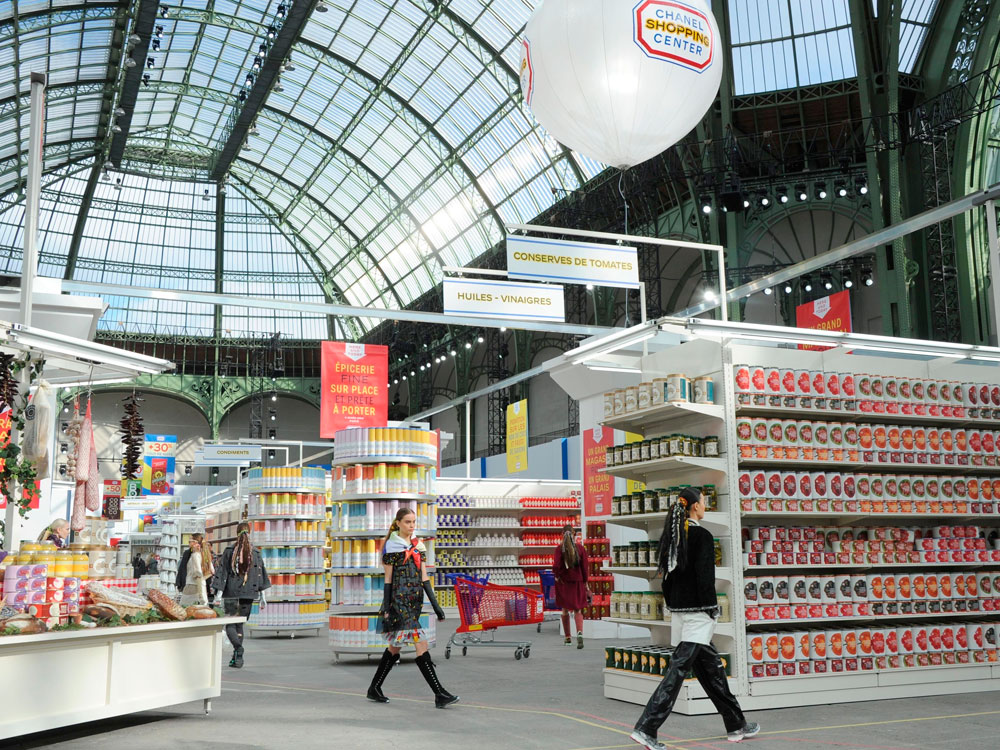 Chanel makes supermarket chic as Cara Delevingne and Kendall