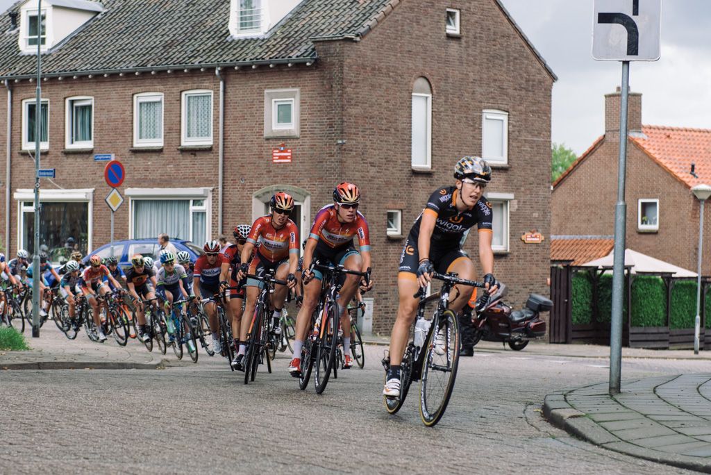 Dani King leads Ellen van Dijk into town for the first time.