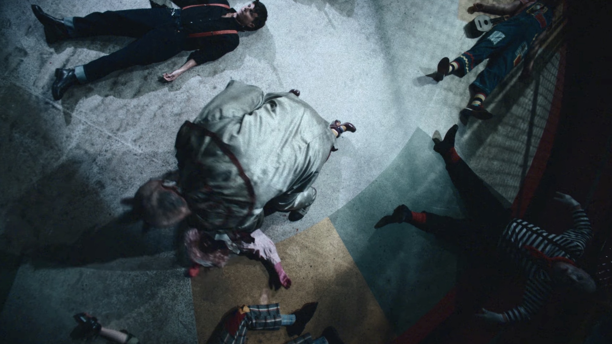 Twisty the Clown killing other clowns In American Horror Story 13