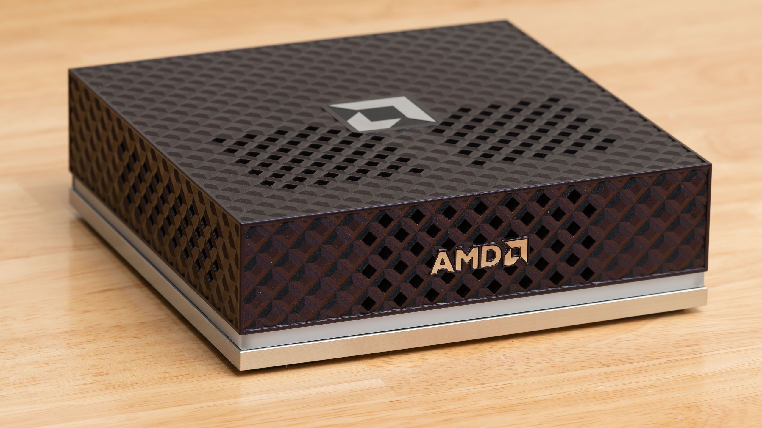 photo of Stripped-down Windows 11 for AI developers demands 64GB RAM and insane 250 GB/s bandwidth — Project Zenith will debut&hellip; image