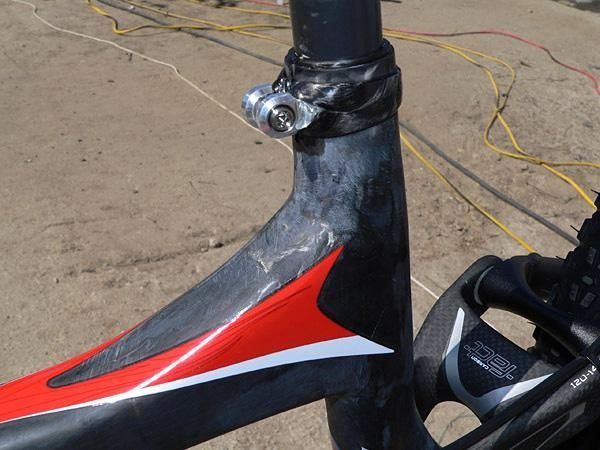 A custom Swiss-made carbon fiber seat clamp is reported to weigh just 5g.
