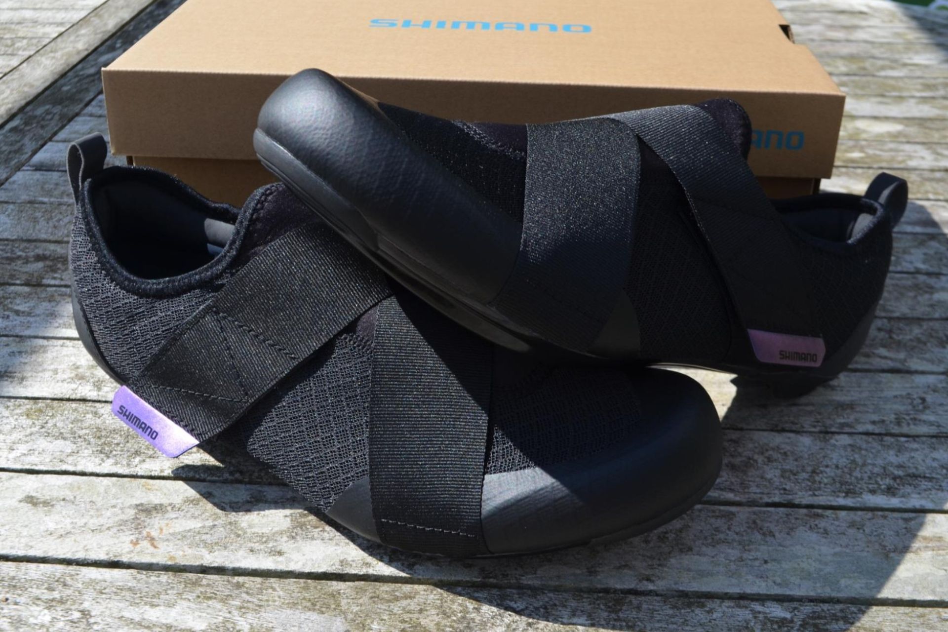 Image shows Shimano IC100 Indoor Cycling Shoes