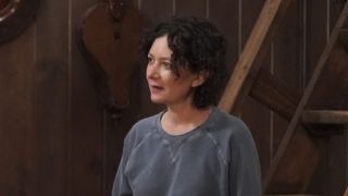 Darlene in honeymoon cabin on The Conners