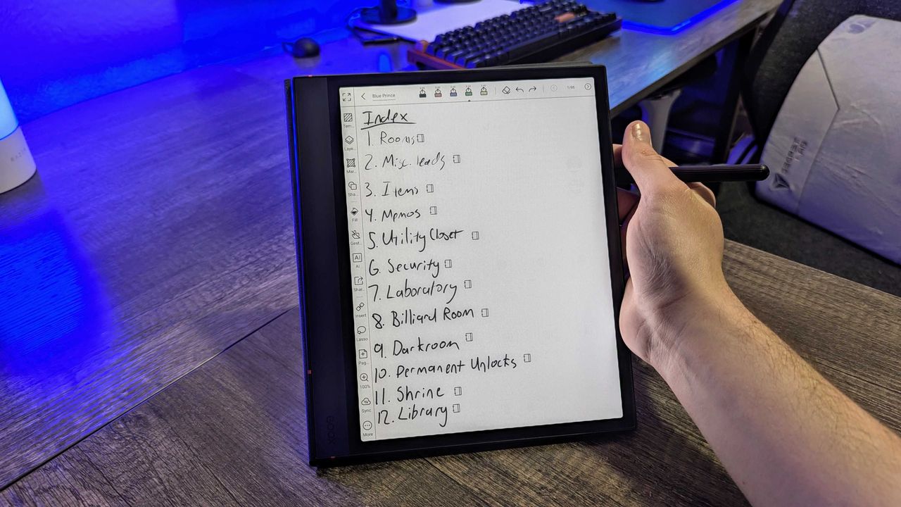 Image of the BOOX Note Air4 C E-Ink tablet.