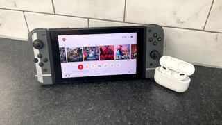 Nintendo switch store with bluetooth headphones