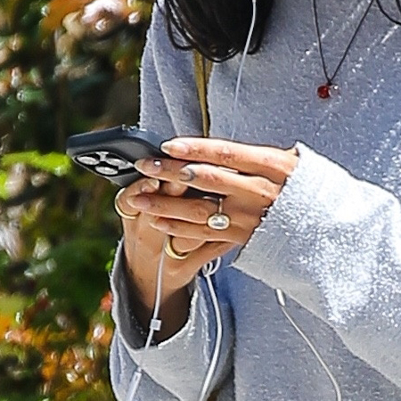 Zo&amp;euml; Kravitz wore her new engagement ring from Harry Styles again in New York City