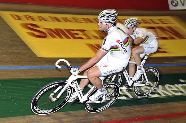 Alex Rasmussen and Michael Morkov getting on with it in the Madison.