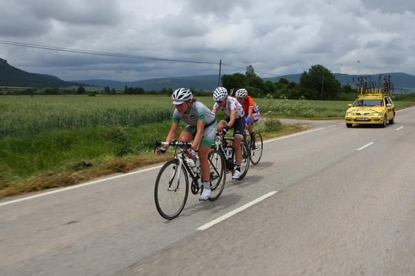 Stage winner, Annemiek Van Vleuten (Nederland Bloeit) leads Claudia H&auml;usler (Cervelo Test Team) and Andrea Bosman (Netherlands)