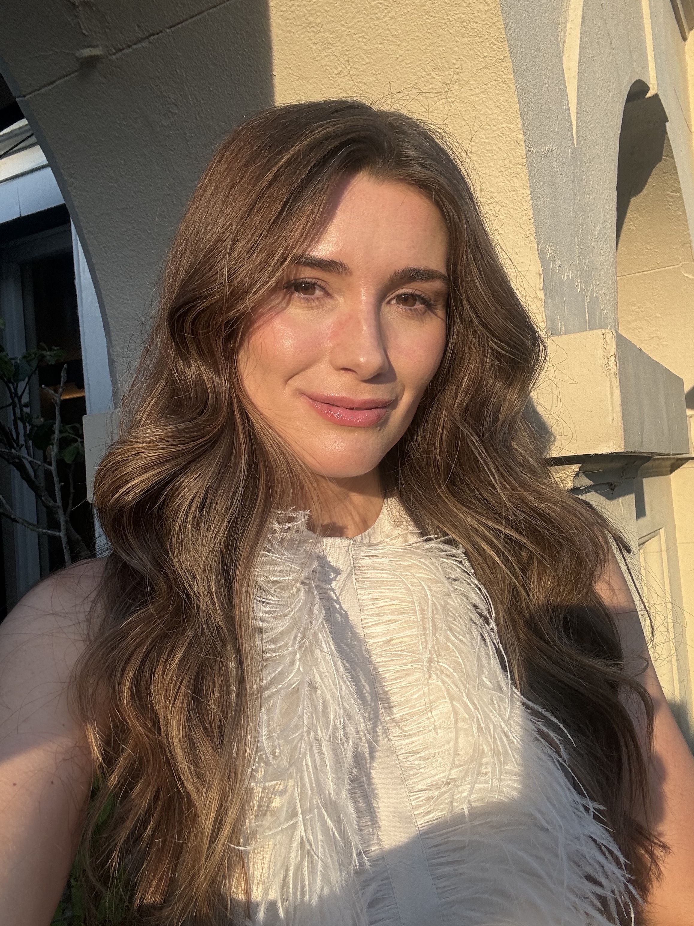 Eleanor wearing Beauty Pie waterproof mascara