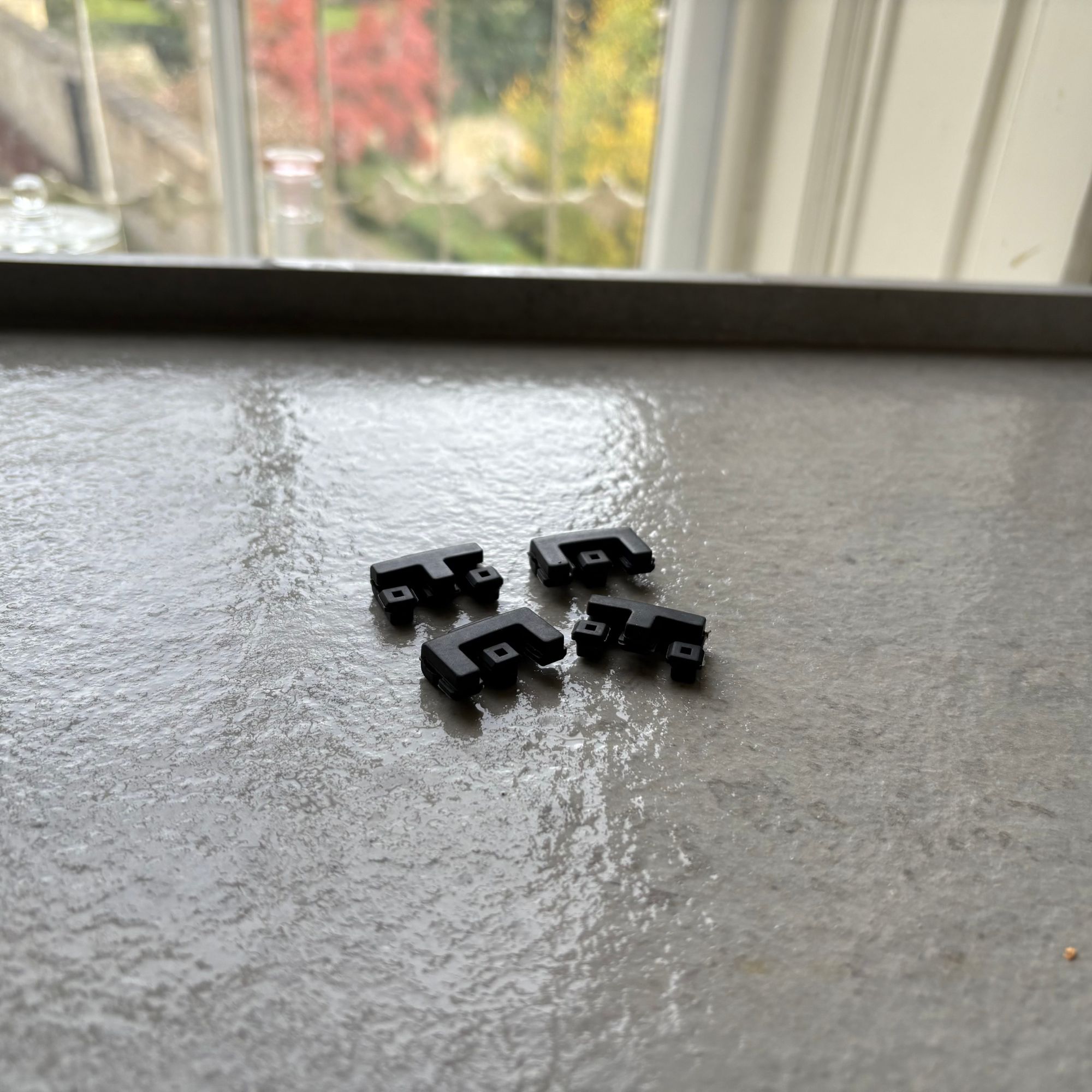 Air Fryer Accessory - rubber grippy feet