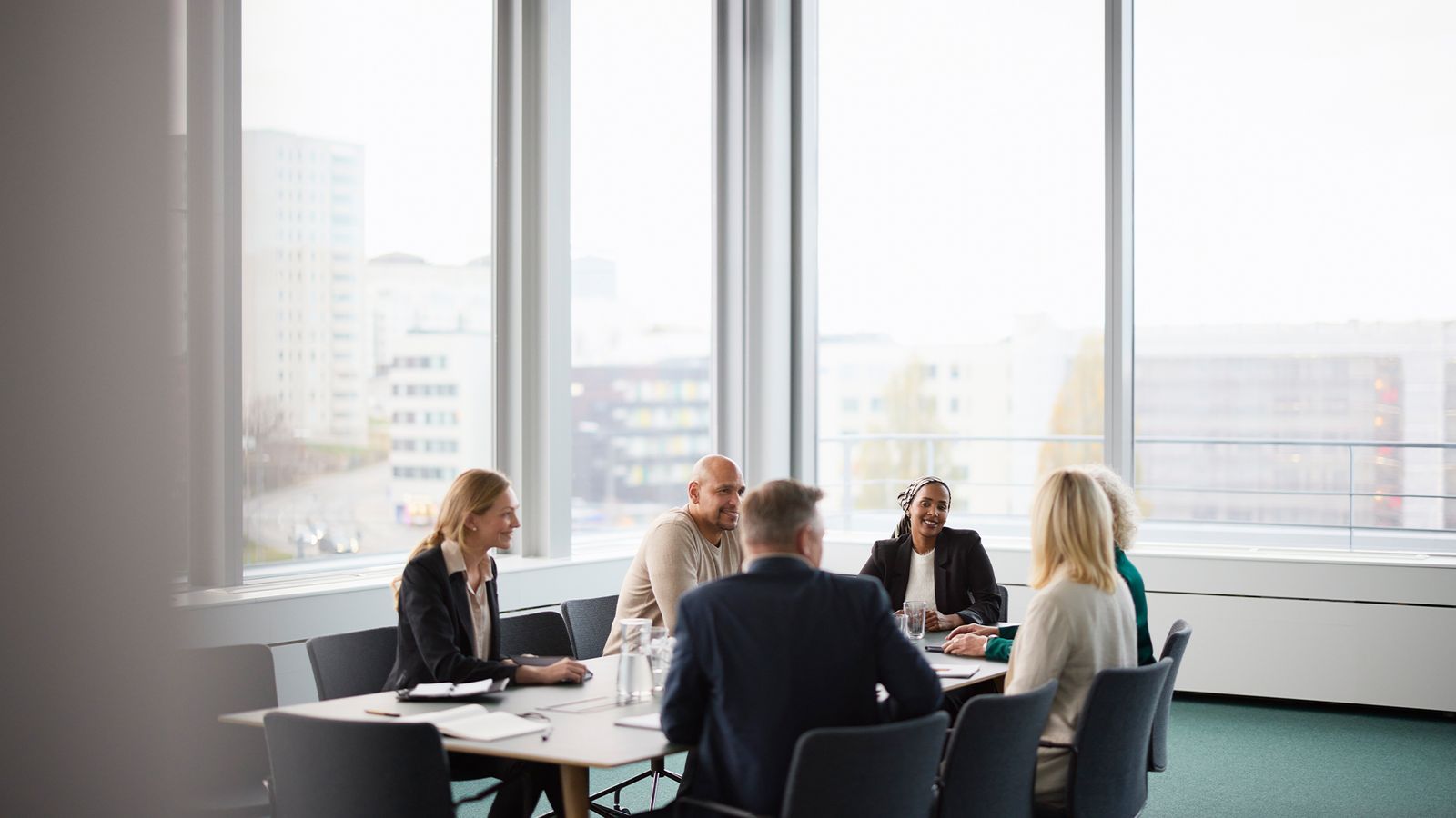 AI is causing headaches in the boardroom as CFOs and CIOs struggle for ...