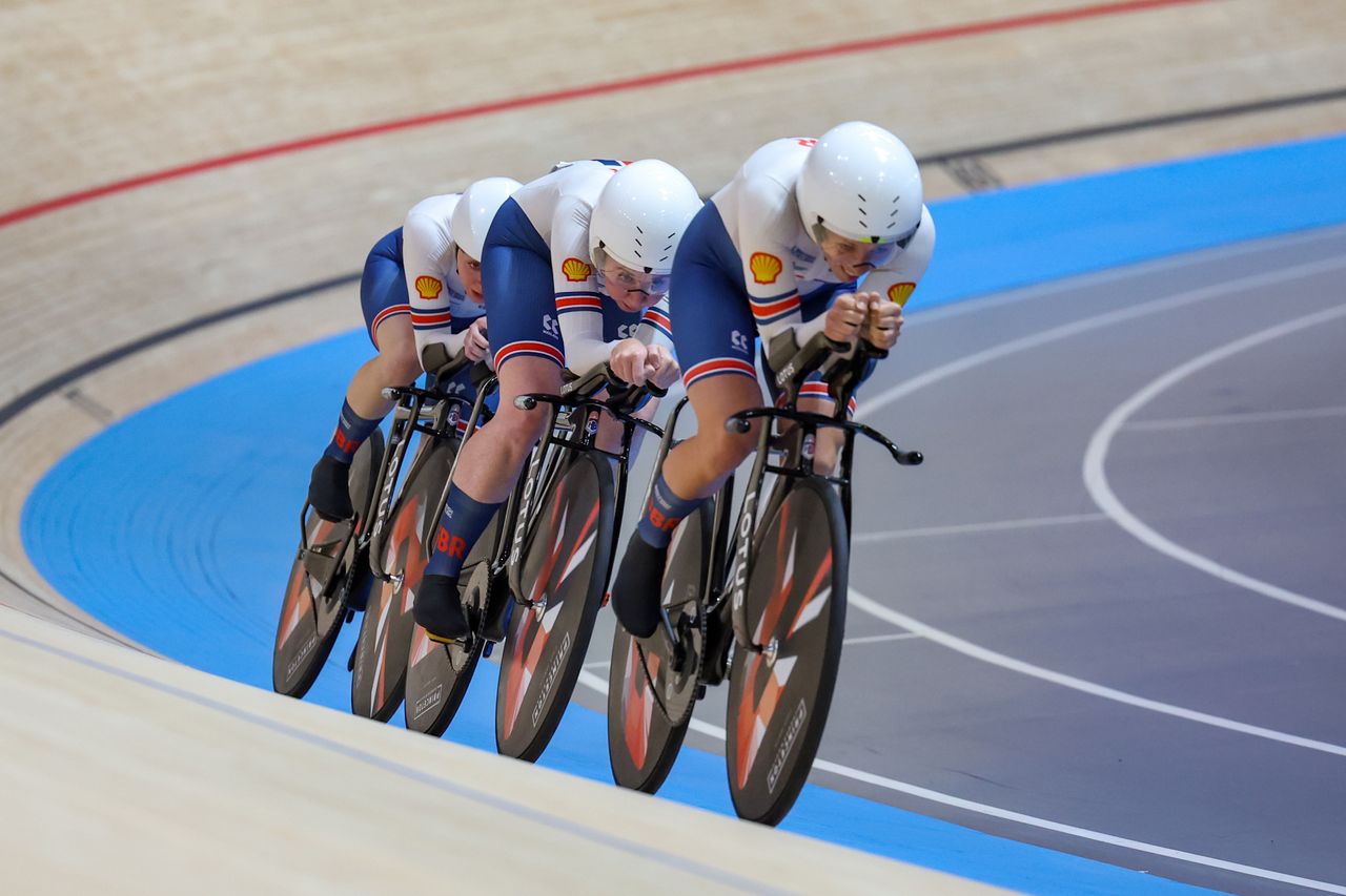 GB&#039;s team pursuit team at the 2024 UCI Track World Championships